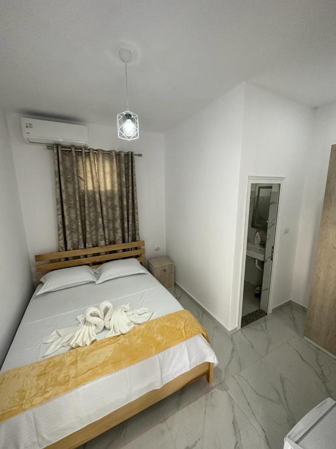 Hotel A & V Dodani Deja's Ford Екстериор снимка